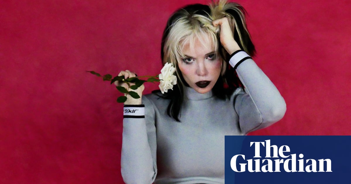 Alice Glass On Leaving Crystal Castles The Cruelty Never Ceases To Amaze Me Crystal Castles The Guardian