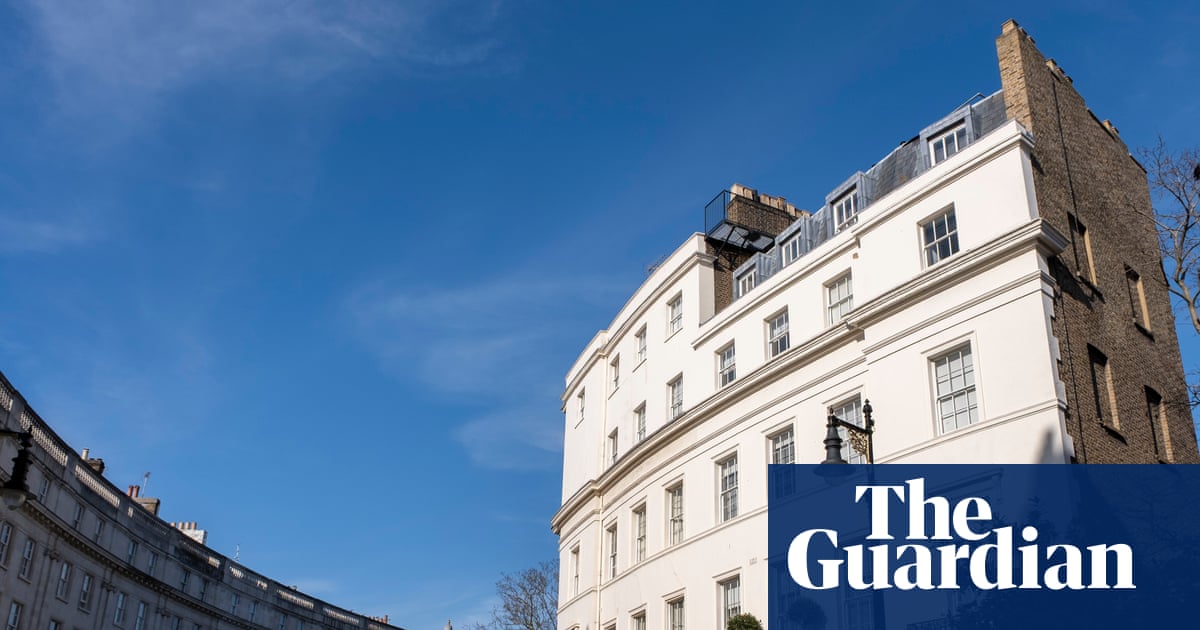 Eight in 10 homes in London’s poshest postcodes now sell below asking price, Coutts finds