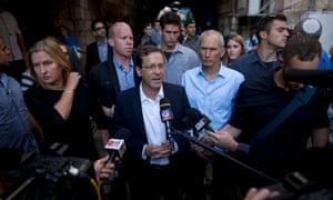 Isaac Herzog (centre) has criticised Netanyahu for his comments.