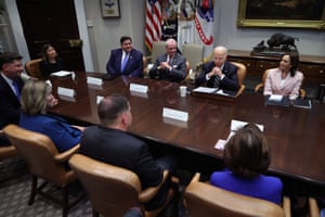 Joe Biden and Kamala Harris meet with a bipartisan group of city and state political leaders.