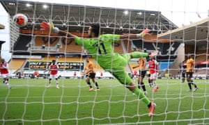 Bukayo Saka Hooks Home To Cast New Hope For Arsenal At Wolves Football The Guardian