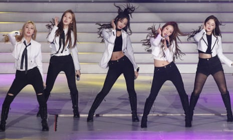 South Korean girl group Momoland perform at a PyeongChang 2018 Olympic anniversary show