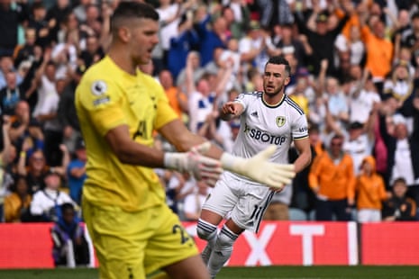 Jack Harrison pulls one back for Leeds.