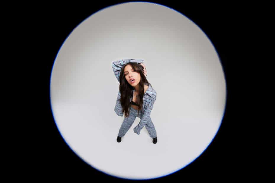 Olivia Rodrigo I M A Teenage Girl I Feel Heartbreak And Longing Really Intensely Music The Guardian Olivia Rodrigo I M A Teenage Girl I Feel Heartbreak And Longing Really Intensely Music The Guardian