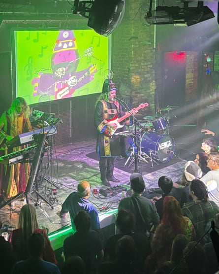 Henge performing at Robyn’s Rocket.