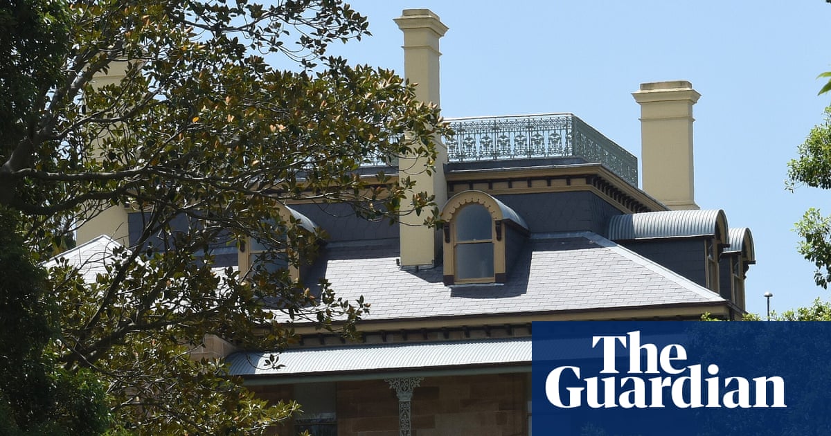 North Sydney council votes in favour of potential sale of public street to elite private school Shore | Australian education North Sydney council votes in favour of potential sale of public street to elite private school Shore | Australian education