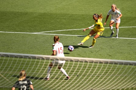 Kosovare Asllani drills Sweden into an early lead.