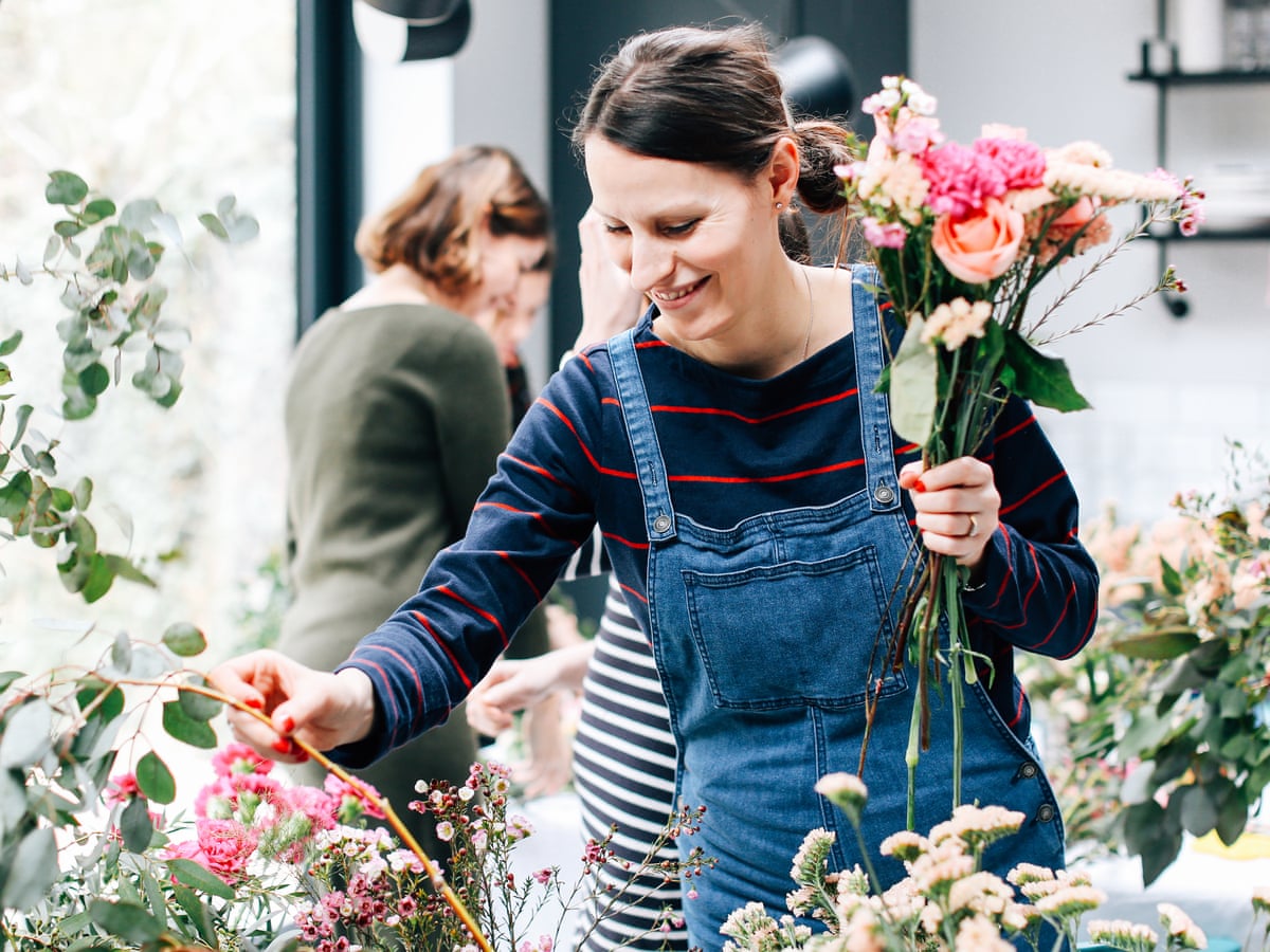 Not Easy For Women To Plim Plim Wearing Dungarees Brief