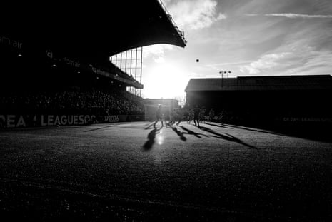 A view of the Holmesdale End as Crystal Palace attack and the sun sets during the Premier League match against Manchester City at Selhurst Park.