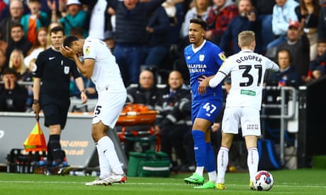 Championship roundup: Cardiff make it easy for Swansea, Watford near play-offs