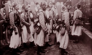 Algerian soldiers on the way to the western front arrive in Paris in 1914.