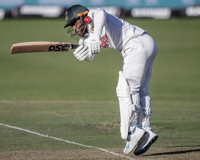 South Africa close on 97-5 against Australia on day two of second men’s cricket Test after rain delays – as it happened