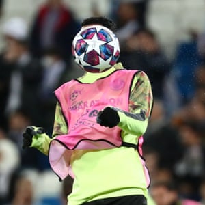 Un jugador misterioso antes del partido de la Liga de Campeones del Real Madrid contra el Manchester City.