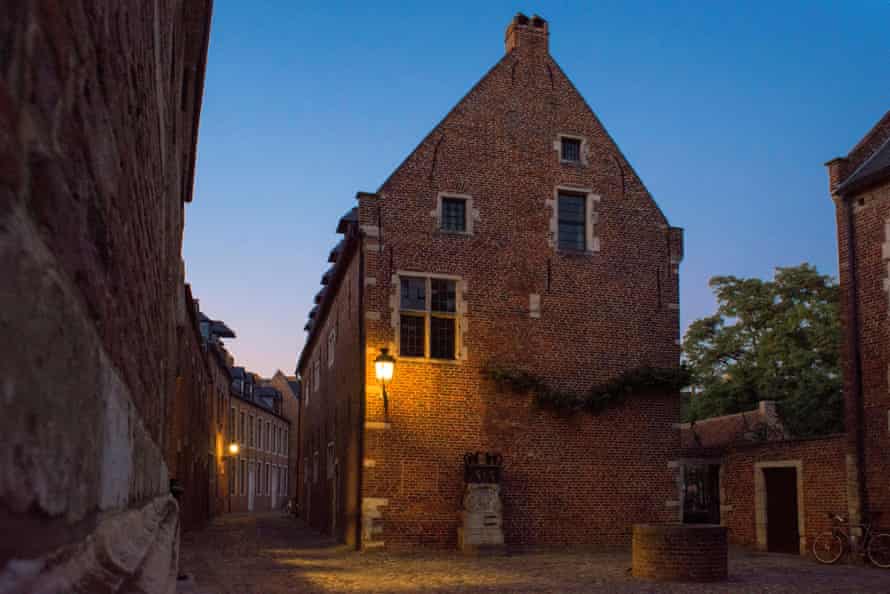 The beguinage of Groot Begijnhof.