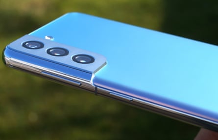 How to find the best refurbished phone | Mobile phones | The Guardian