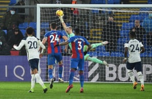 Vicente Guaita makes a remarkable save from Dier’s free kick