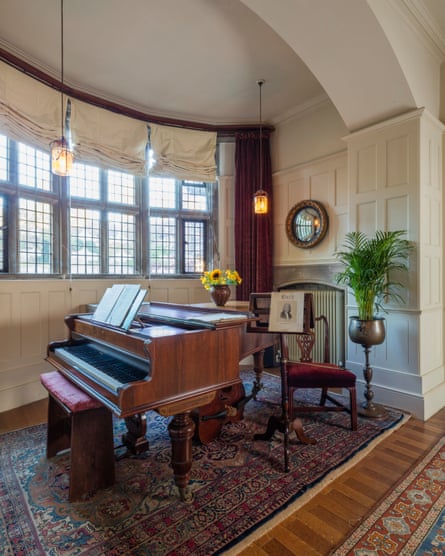 Artful lodgers: 10 great Arts and Crafts hotels and houses in Britain ...