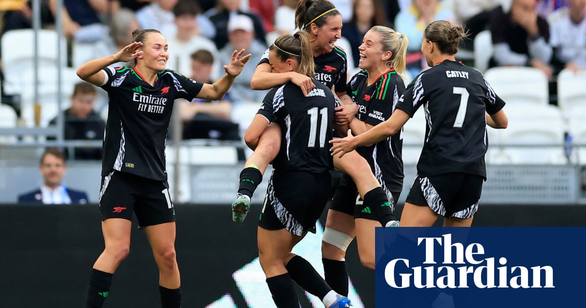 Arsenal trio stage stunning comeback against Lyon to book WCL final place