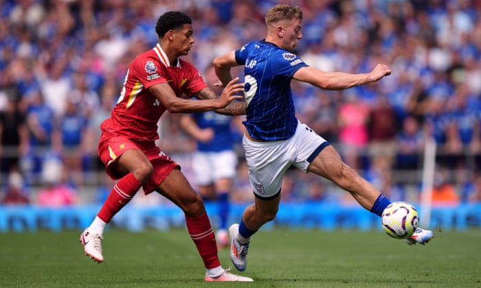 Jarell Quansah completes £30m move to Bayer Leverkusen 2 Liverpool's Jarell Quansah out of position but back in favour with Slot | Liverpool | The Guardian