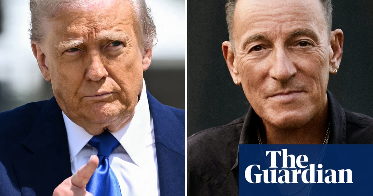 This dried out prune of a rocker': Donald Trump attacks Bruce Springsteen after musician's fiery speeches