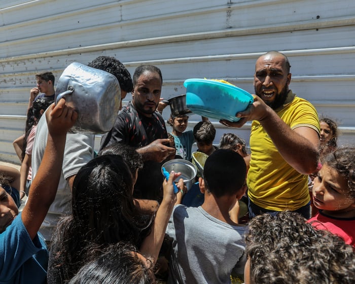 IDF accused of ‘executing’ Palestinian aid driver, Telstra’s back-to-the-future glitch, fastest spider found