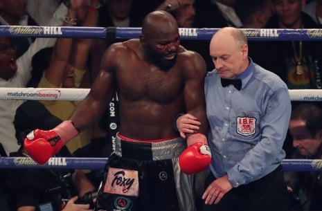 Carlos Takam asks the referee why he stopped the fight.