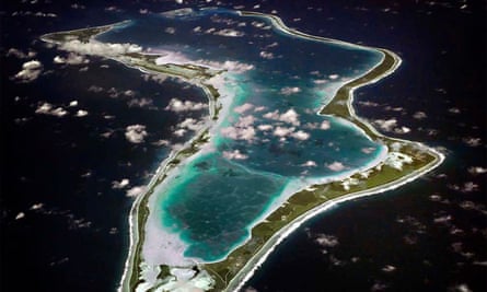 UK signs £3.4bn deal to cede sovereignty over Chagos Islands to Mauritius |  Chagos Islands | The Guardian
