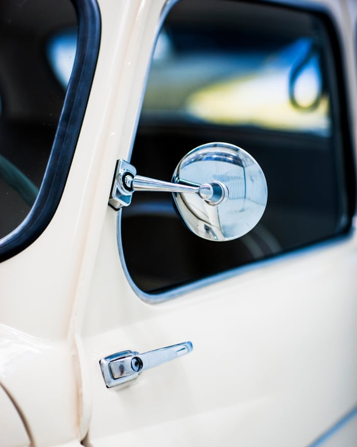 A look back at the history of the wing mirror | Inside SEAT | The ... A look back at the history of the wing mirror | Inside SEAT | The ...