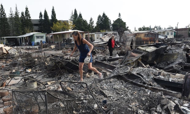 Heart of disaster: California wildfire evacuees return to a wasteland 4512
