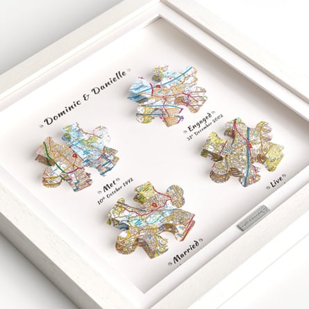 Impressão de mapa de presente de noivado e felicidade de casamento