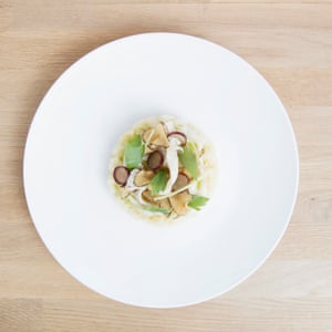 Jerusalem artichoke, mitsuba, sliced smoke eel and red grapes.
