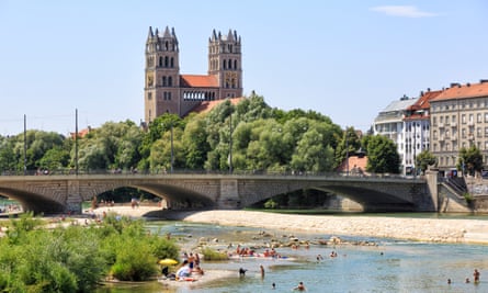 Hot summer day at the River Isar, Munich, Germany.