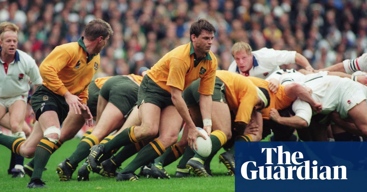 Rugby Australia hopes to launch golden era after settling on new kit colour