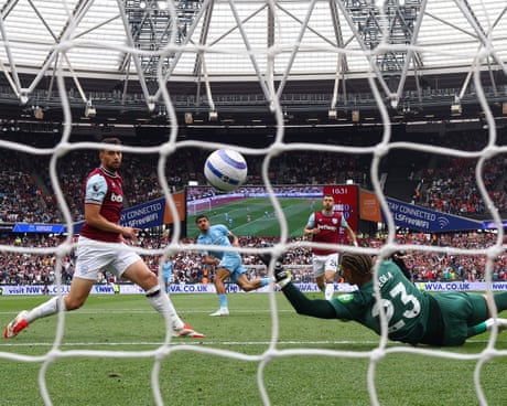 Forest survive West Ham’s frantic finale to set up crunch decider against Chelsea