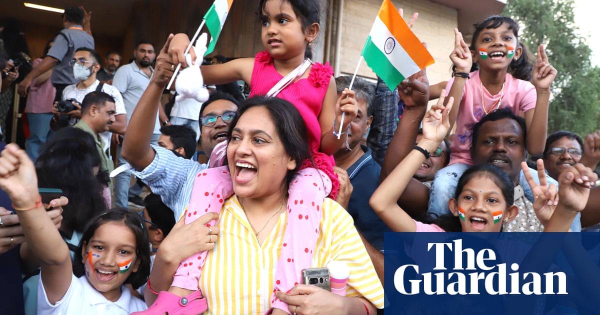 India’s rover takes walk on the moon after frenzied celebrations – The Guardian