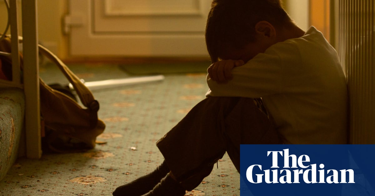 Campaigners urged to tell new story on child poverty in Scotland