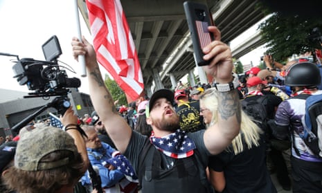 Rightwing groups rally in Portland, Oregon