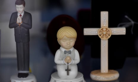 First Holy Communion statues