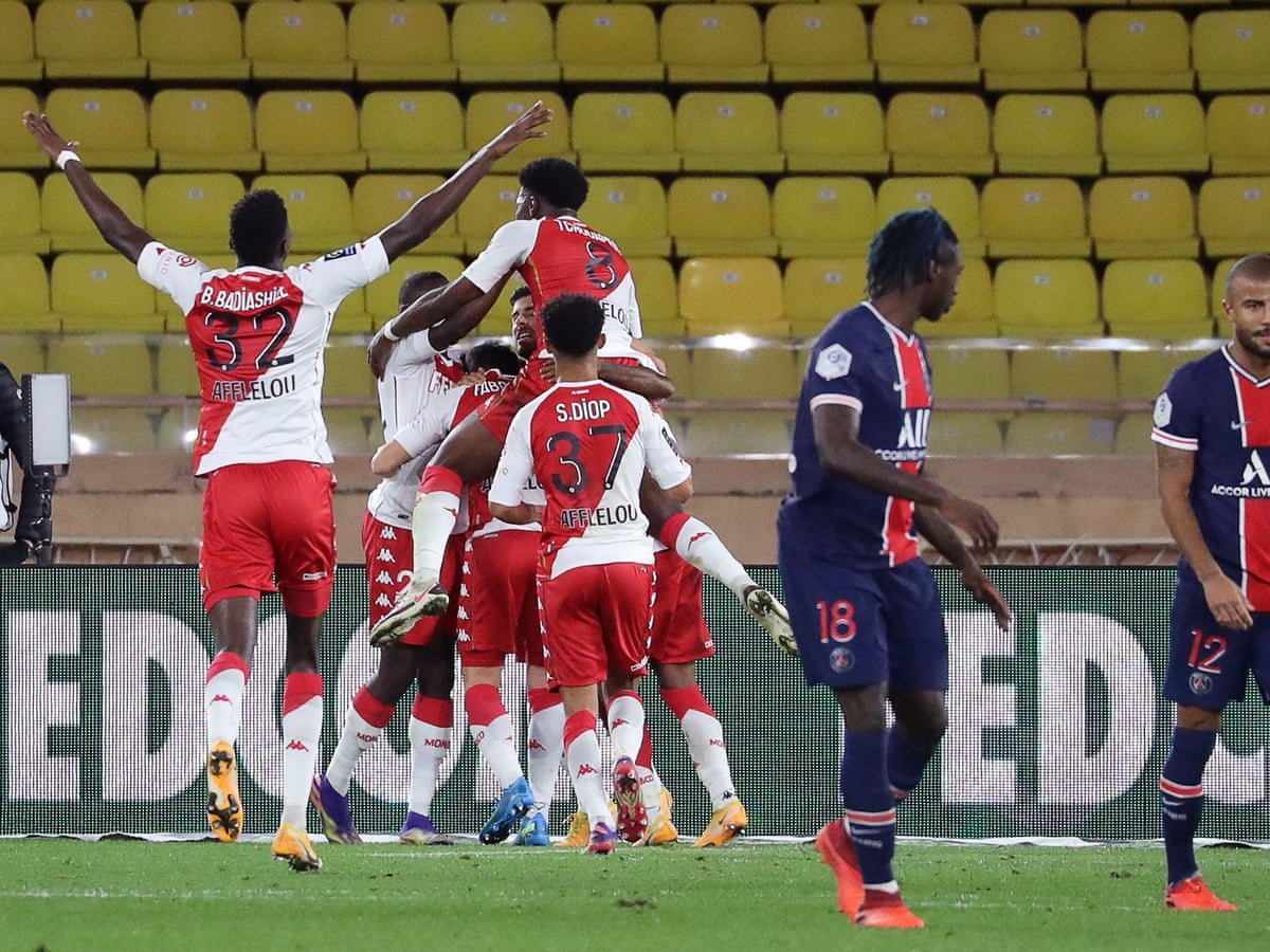 Cesc Fabregas Caps Dramatic Monaco Comeback To Stun Paris Saint Germain Ligue 1 The Guardian