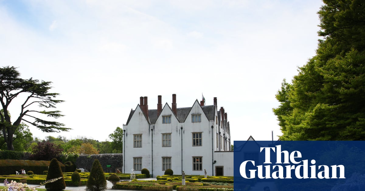 Bronze age gold jewellery stolen in raid on St Fagans museum in Cardiff