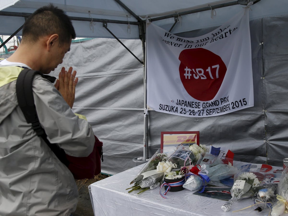 Japanese Grand Prix Lewis Hamilton Solemn As F1 Mourns And Frets Formula One 15 The Guardian Japanese Grand Prix Lewis Hamilton Solemn As F1 Mourns And Frets Formula One 15 The Guardian