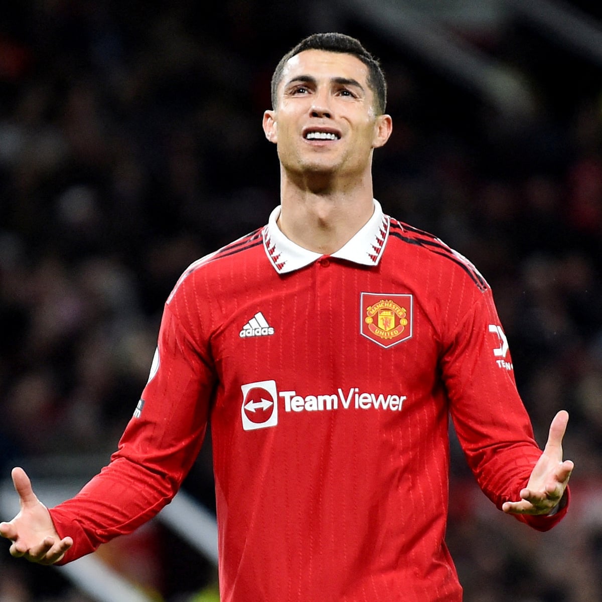 Cristiano Ronaldo to leave Manchester United with immediate effect, Cristiano  Ronaldo