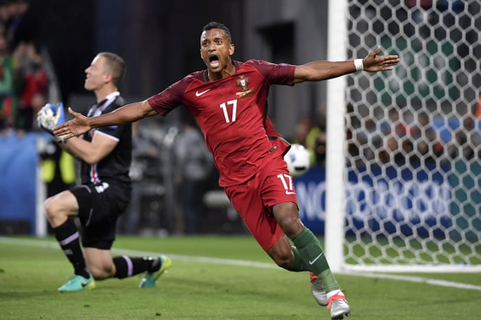Iceland Inflict Crushing 1 1 Defeat On Portugal The View From Reykjavik Euro 16 The Guardian Iceland Inflict Crushing 1 1 Defeat On Portugal The View From Reykjavik Euro 16 The Guardian
