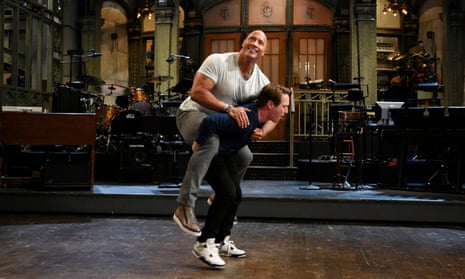 Dwayne Johnson with Beck Bennett on the set of Saturday Night Live.