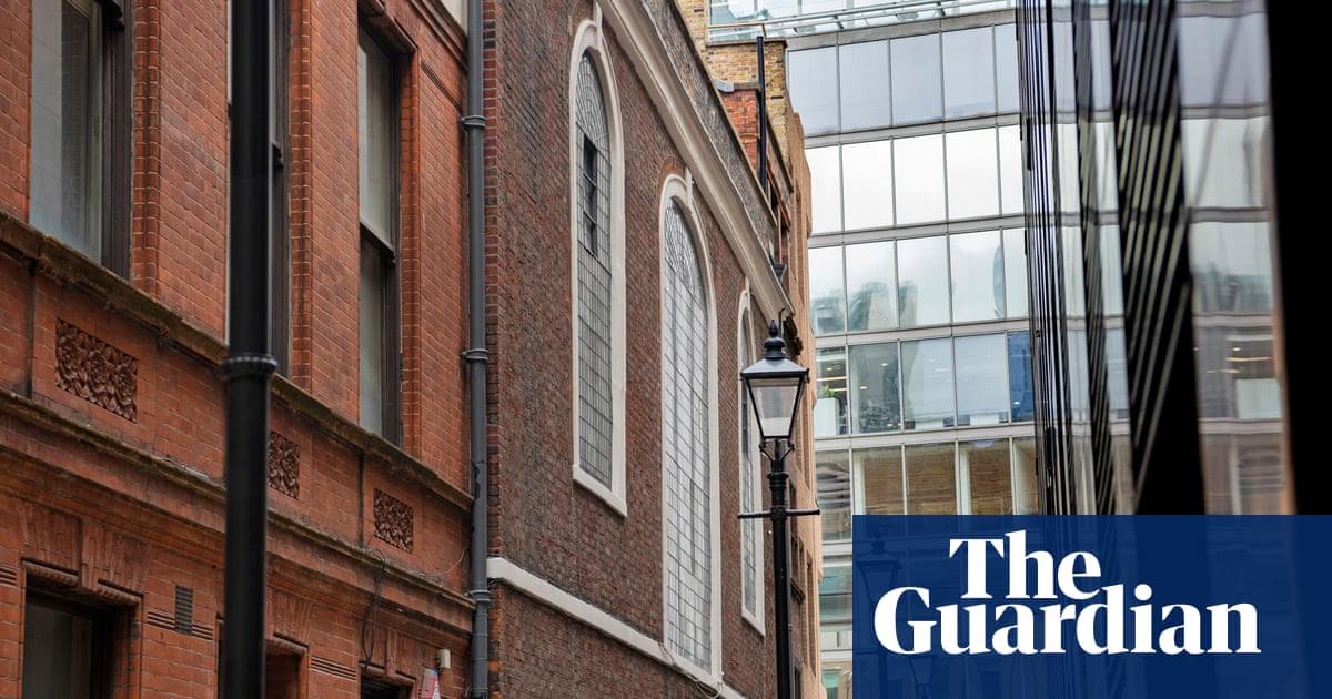 London skyscraper plans threaten UK’s oldest synagogue