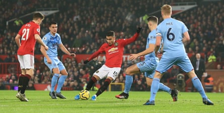 Andreas Pereira takes a shot for Manchester United against Burnley in January 2020.