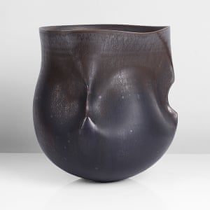 Sara Flynn’s Double Hipped Vessel (2012) from the collection.