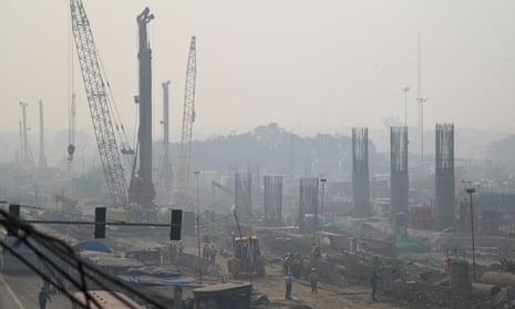A construction site in smog in Delhi, India