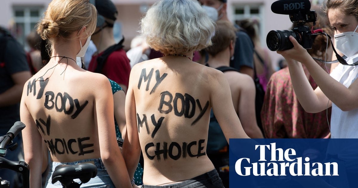 Berlin welcomes topless female swimmers in victory for activists