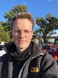 James Oldham, 34 ans, du Shropshire, complète ses revenus avec un travail le week-end.